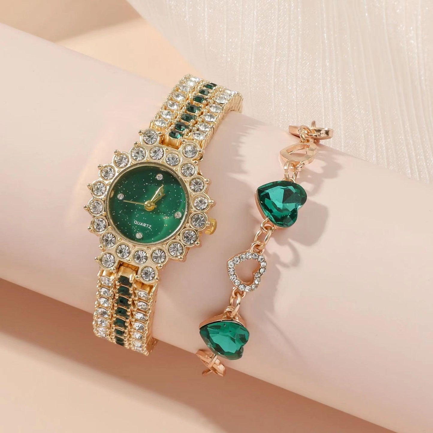 Popular Small Green Watch Women's Steel Belt Quartz Watch Ring Gift Set Boxed Five-piece Set - Elite Essence Store